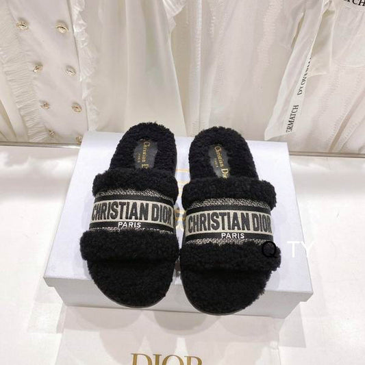 Plush Logo Detail Cozy Slides